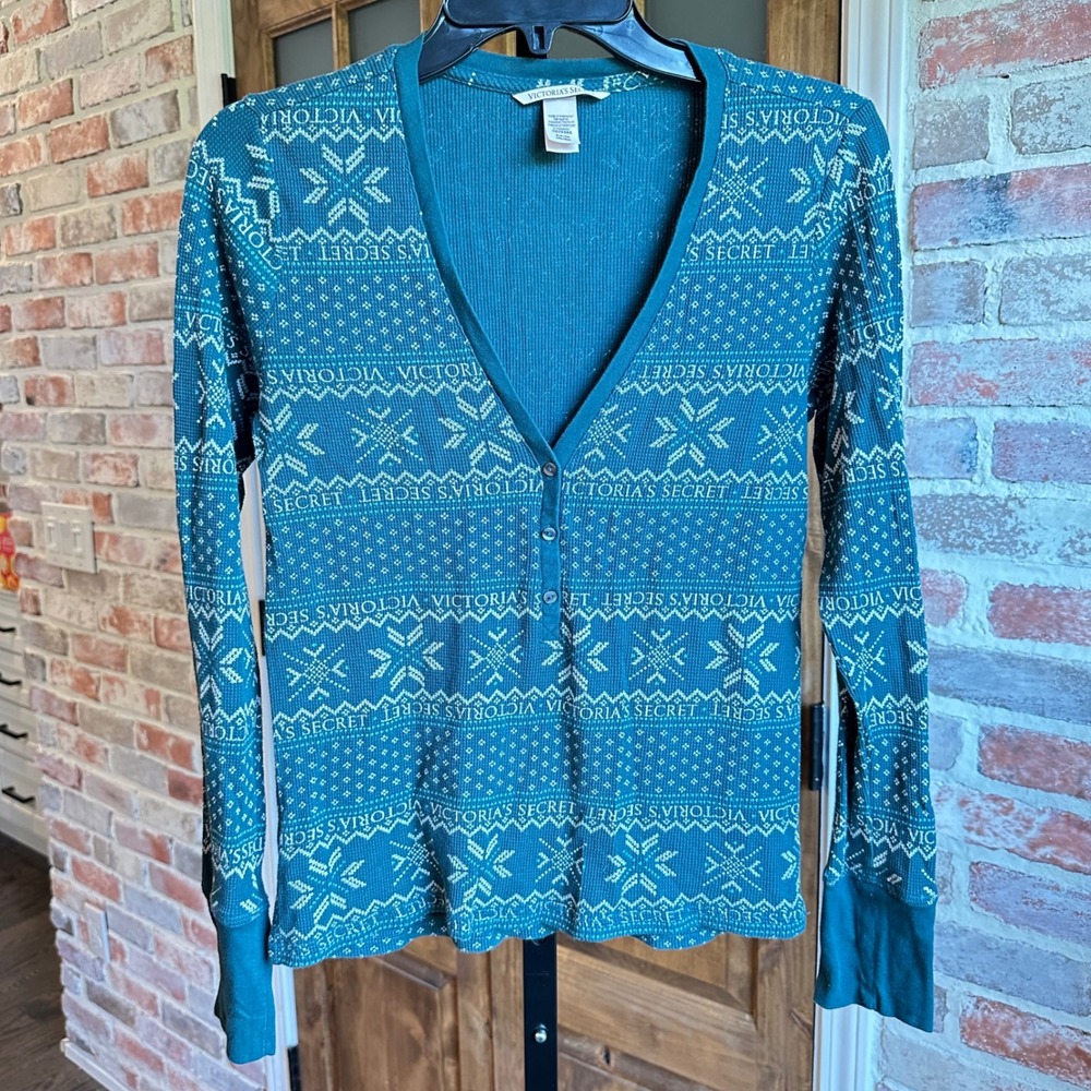 Victoria's Secret‎ Thermal Top Women Small Teal Fair Isle Snowflake Logo V-Neck
